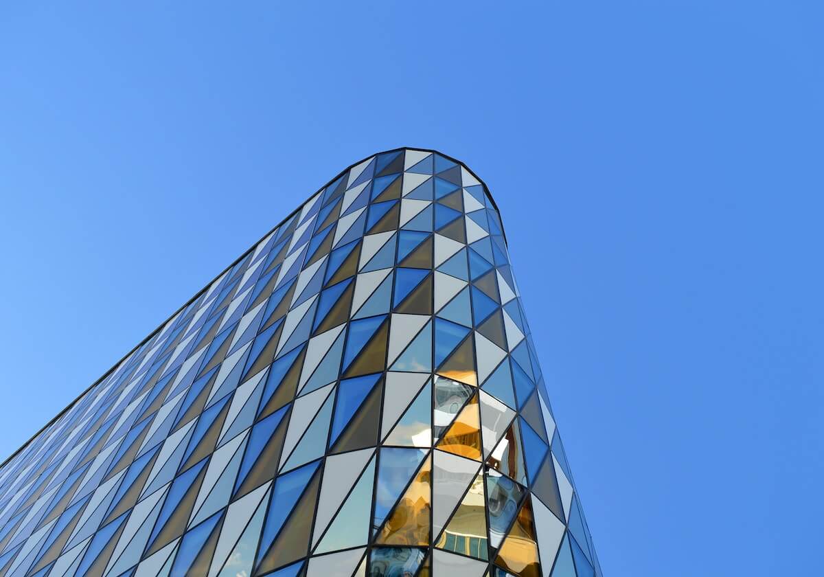 V体育在线官网-生涯第958球！C罗点射破门，对手球员主动手球送点