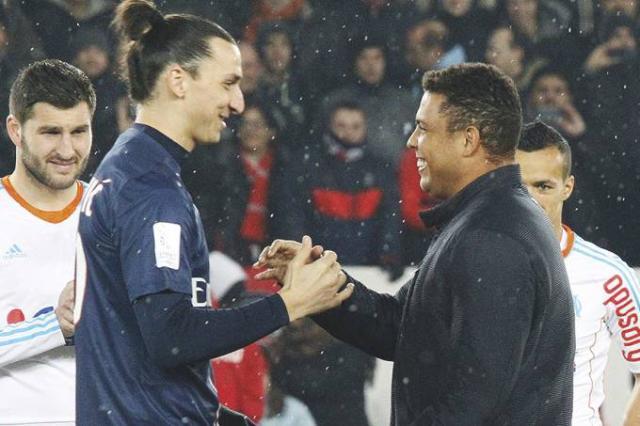 V体育在线官网-罗纳尔多夸粉丝伊布:就算没伤病 我也踢不到40岁