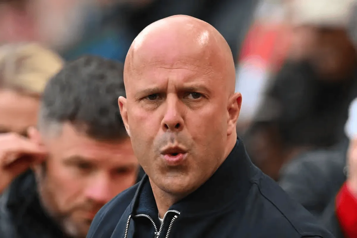 V体育入口-回声报:对巴黎次回合斯洛特将重踢4-2-3-1阵型,萨拉赫首发